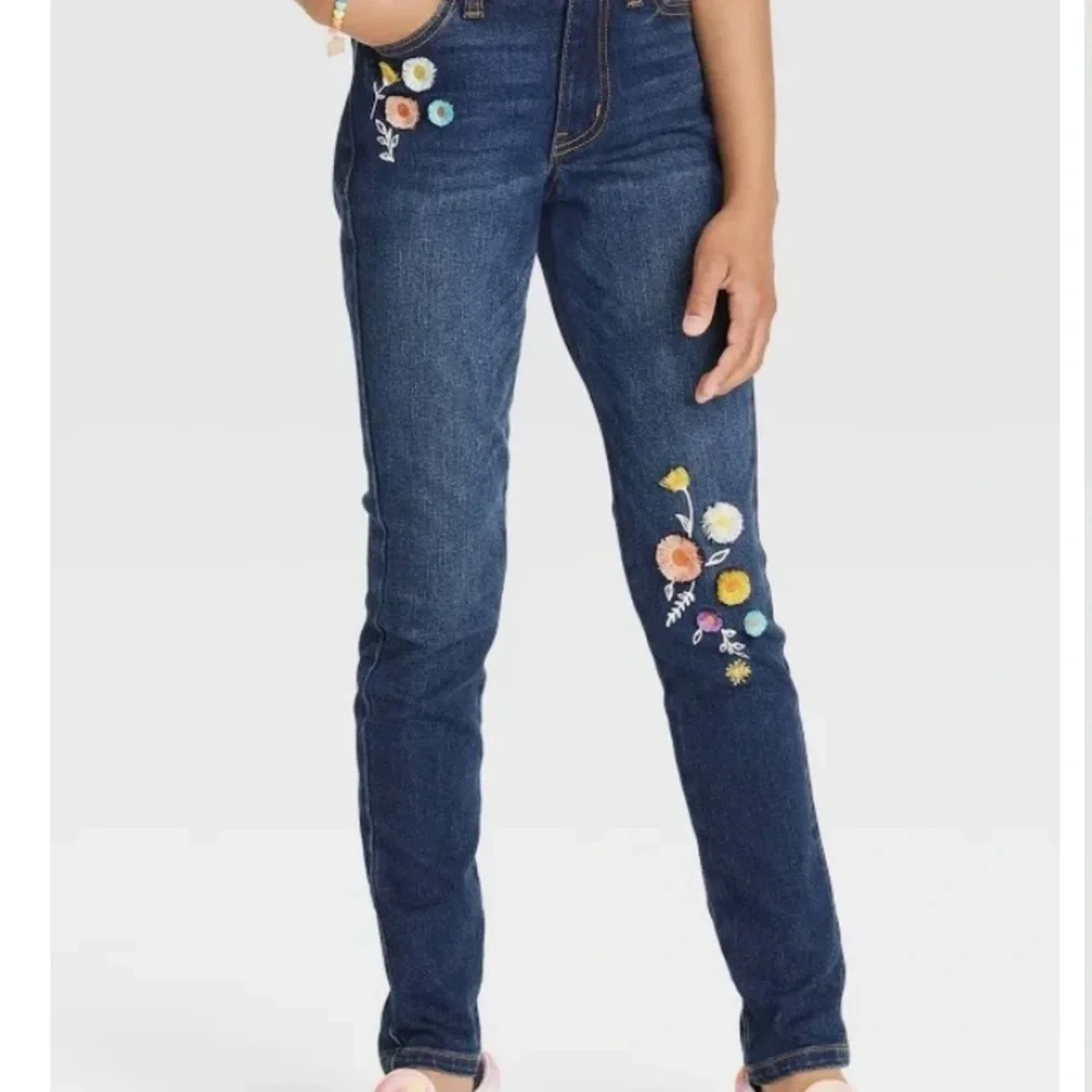 Cat & Jack Girls Embroidered Flower High Rise Skinny Ultimate Stretch Blue Jeans
